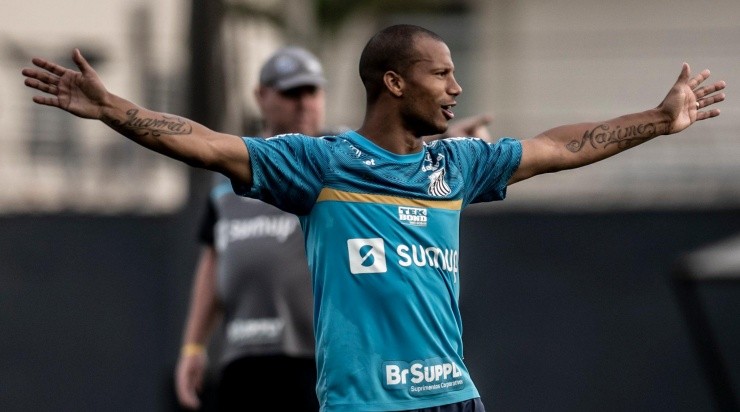 Sanchez quer dar a volta por cima no Santos. Foto: Ivan Storti/ Santos FC