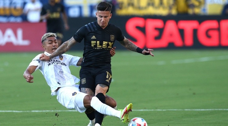  (Photo by Katharine Lotze/Getty Images) - Camisa 17 do Los Angeles interessa ao Inter.