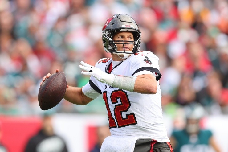 Michael Reaves/Getty Images - Brady em campo pelos Buccaneers