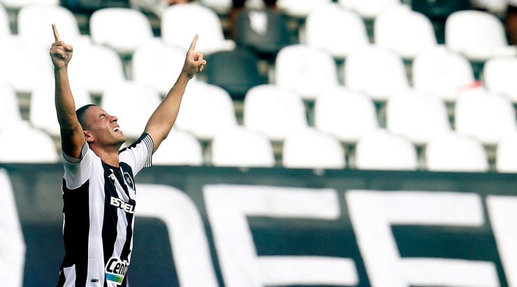 Foto: Vitor Silva/Botafogo/Divulgação - O meia-atacante enfrentava um longo jejum de gols pelo Glorioso