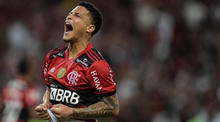 Foto: Thiago Ribeiro/AGIF - João Gomes: jovem foi revelado na base do Flamengo Foto: Thiago Ribeiro/AGIF - João Gomes: jovem foi revelado na base do Flamengo