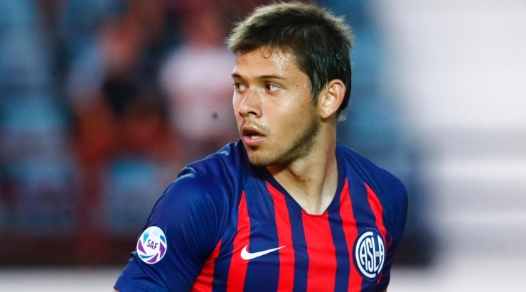 Foto: Marcos Brindicci/Getty Images/Argentina - Óscar Romero: interessa ao departamento de futebol do Glorioso