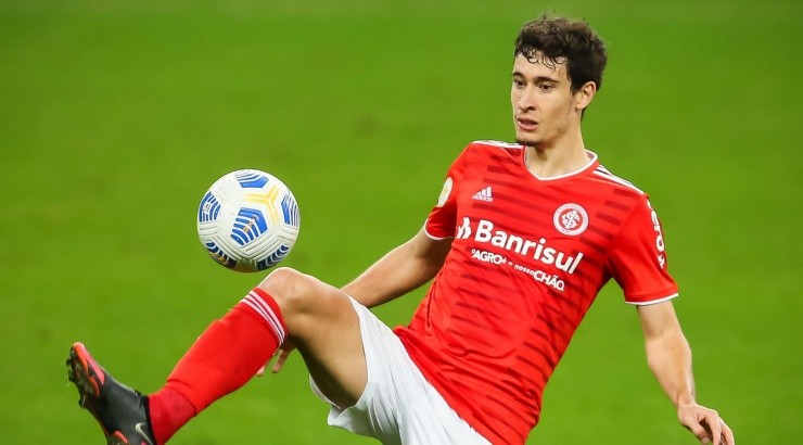 Foto: Pedro H. Tesch/AGIF - Dourado pode estar de saída.