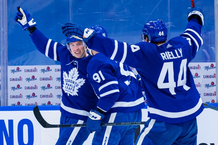 Julian Avram/Icon Sportswire via Getty Images - Jogadores do Toronto festejam gol da equipe