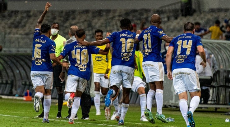 Foto: Alessandra Torres/AGIF - Cruzeiro começou essa temporada bem diferente de 2021.