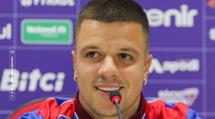 Foto: Leonardo Moreira/FEC/Divulgação - O atacante disputou a última temporada pelo Athletico Paranaense Foto: Leonardo Moreira/FEC/Divulgação - O atacante disputou a última temporada pelo Athletico Paranaense