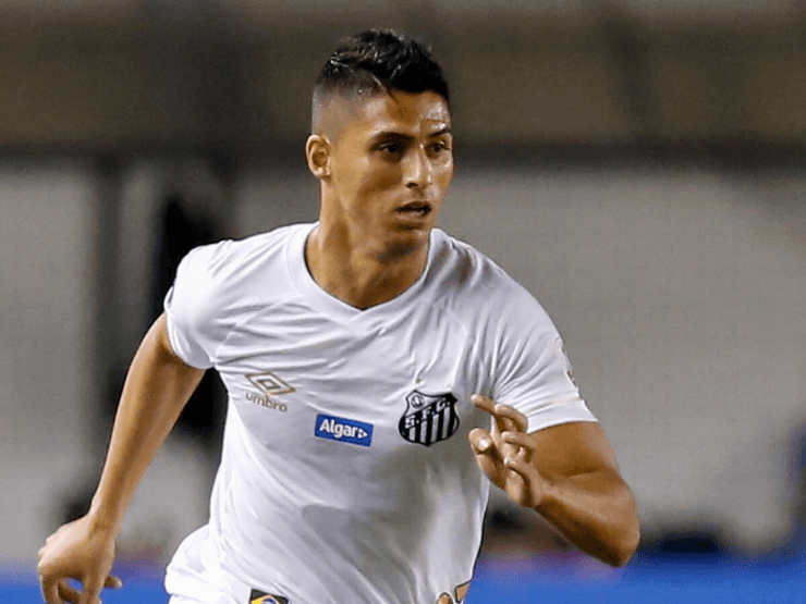 Daniel Guedes seria aproveitado pelo Santos (Foto: Marcello Zambrana/AGIF)