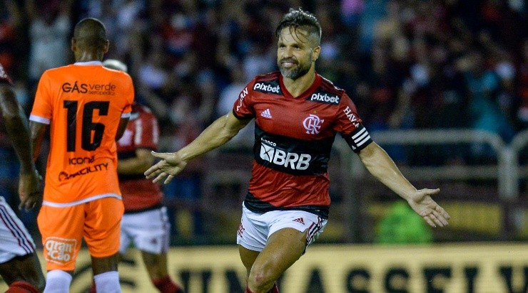 Foto: Marcelo Cortes/Flamengo - Diego fechou o placar contra o Nova Iguaçu. Foto: Marcelo Cortes/Flamengo - Diego fechou o placar contra o Nova Iguaçu.