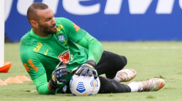 Foto: Fernando Moreno/AGIF - Convocação pode ter atrapalhado preparação de Weverton.