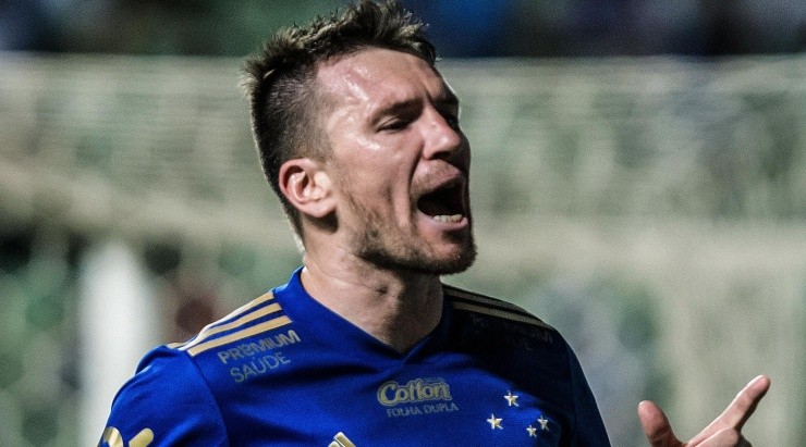 Foto: Gustavo Aleixo/Cruzeiro/Divulgação - O defensor deseja permanecer no Cabuloso