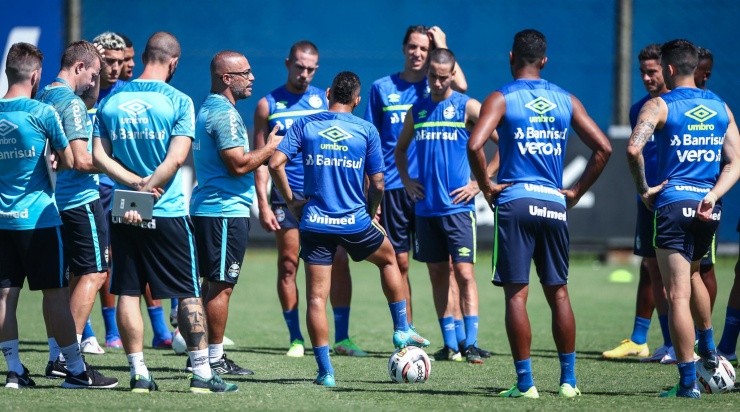 Foto: Lucas Uebel/Grêmio/Divulgação - O Tricolor deve buscar novidades para o Brasileirão
