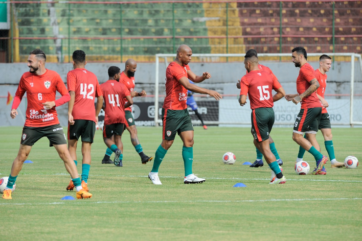Portuguesa se prepara para o confronto contra o Juventus (Foto: Twitter oficial da Portuguesa)