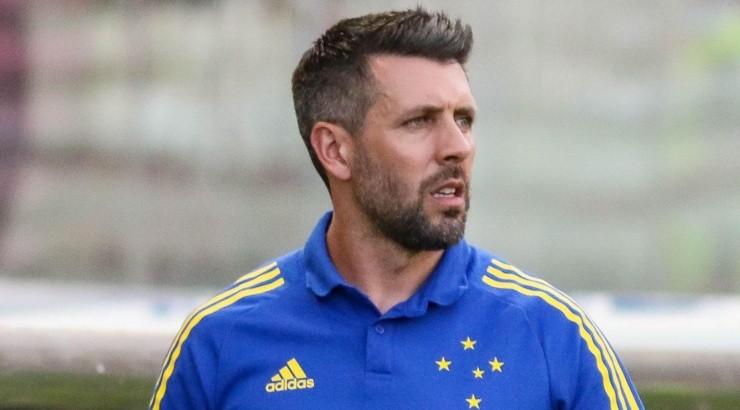 Foto: Fernando Moreno/AGIF - Pezzolano se manifestou sobre o assunto.