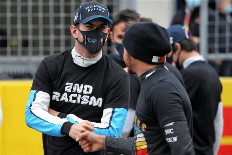 Divulgação FIA - Nicholas Latifi e Lewis Hamilton. 