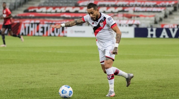 Foto: Robson Mafra/AGIF - Natanael esteve emprestado ao Atlético-GO.