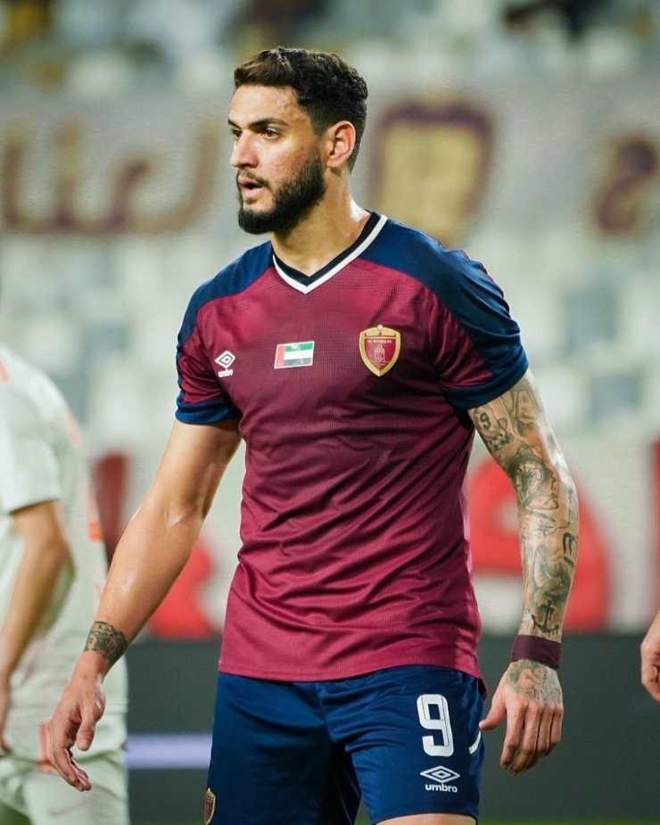 João Pedro é o camisa 9 do Al-Wahda (Foto: Divulgação/AL-Wahda)