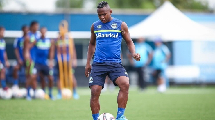 Foto: Lucas Uebel/Grêmio/Divulgação - Campaz: colombiano pode ser novidade no Gre-Nal