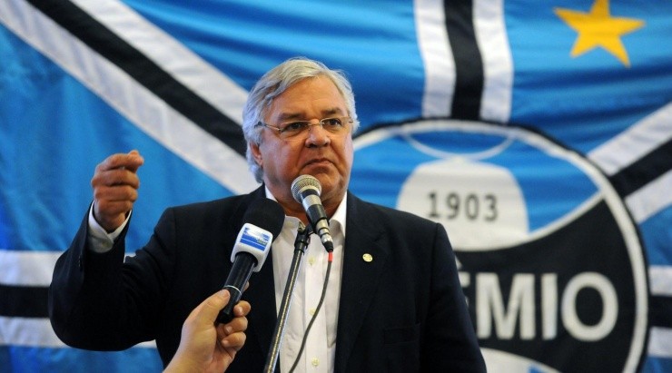 Foto: Edu Andrade/Flickr do Grêmio/Divulgação - Odone era o presidente do Grêmio durante a Série B de 2005