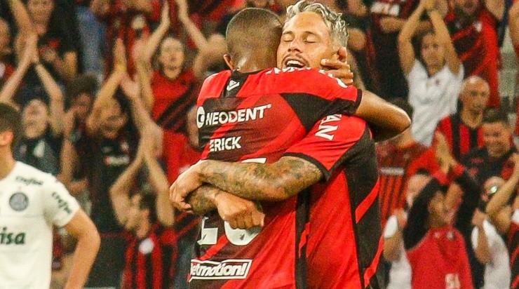 Foto: Gabriel Machado/AGIF - Marlos: anotou um golaço em sua estreia pelo Furacão