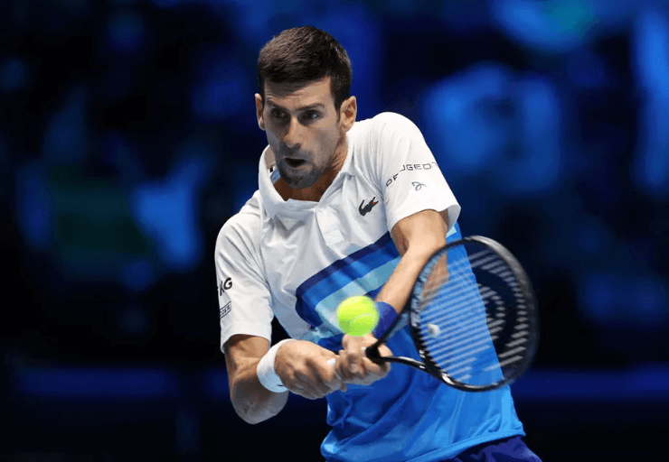 Clive Brunskill / Getty Images - Djokovic em quadra