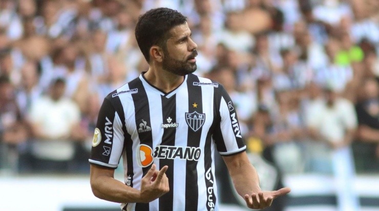 Fernando Moreno/AGIF - Diego durante sua passagem pelo Galo