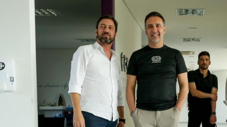 Foto: Rodrigo Coca/Agência Corinthians - Vítor Pereira já conheceu o CT.