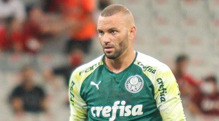 Foto: Gabriel Machado/AGIF - Weverton é desejado pelo Flamengo.
