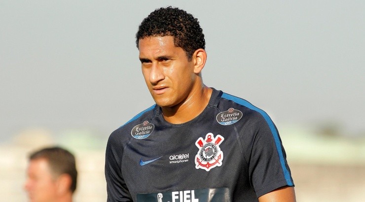 Foto: Daniel Vorley/AGIF - Pablo foi campeão pelo Corinthians em 2017.