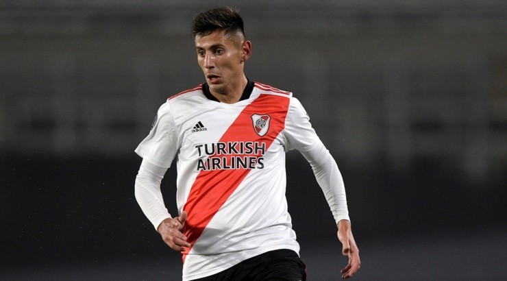 (Photo by Juan Mabromata - Pool/Getty Images) - Lateral não deve permanecer no River Plate.