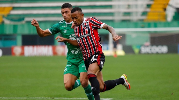  Dinho Zanotto/AGIF - Lateral pode ganhar um 'novo começo' na Ponte Preta