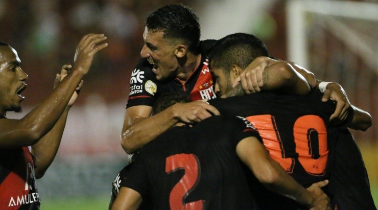  Gil Gomes/AGIF - Dellatorre 'desencanta' em partida contra o União