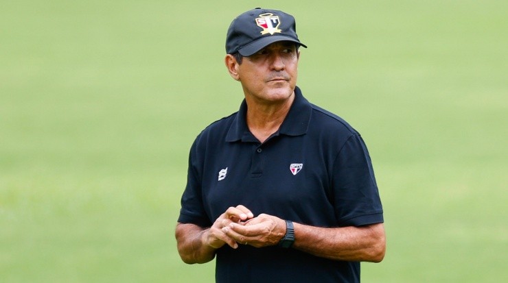 Foto Marcello Zambrana/AGIF - Muricy foi multicampeão pelo rival.