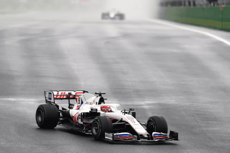 Foto: Bryn Lennon/Getty Images - Nikita Mazepin, da Haas, no GP da Turquia de 2021