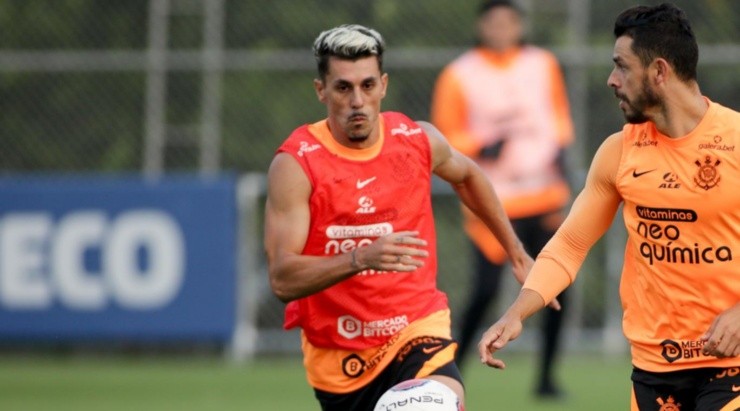 Foto: Rodrigo Coca/SCCP - Avelar vem treinando novamente com o restante do grupo.