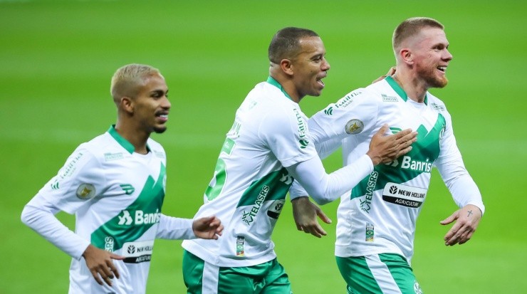 Pedro H. Tesch/AGIF - Rafael será uma das principais peças de Eduardo Batista