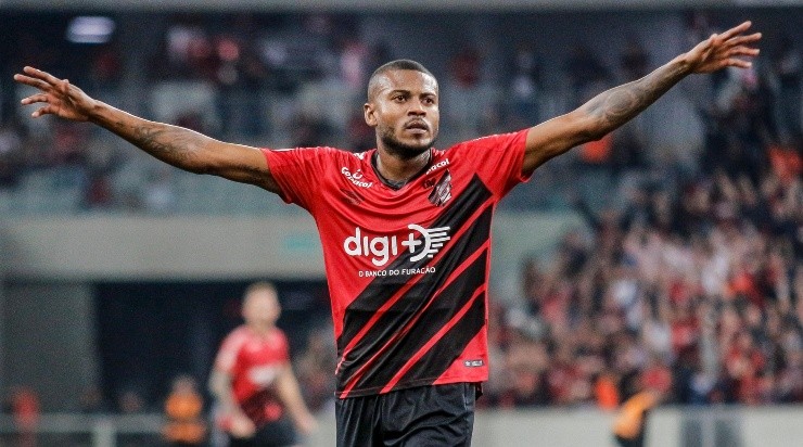 Marcelo Cirino está de volta ao Athletico Paranaense. Foto:     Gabriel Machado/AGIF