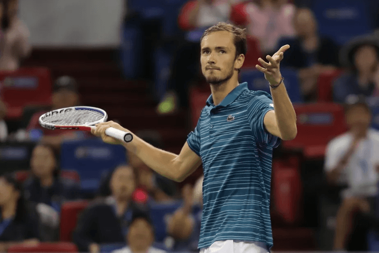 Lintao Zhang / Getty Images - Daniil Medvedev