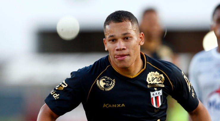 Foto: Thiago Calil/AGIF - Caio Dantas também jogou pelo Botafogo-SP.