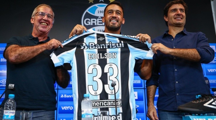 Foto: Lucas Uebel/Grêmio/Divulgação - O lateral irá vestir a camisa 33 em seu retorno ao Clube