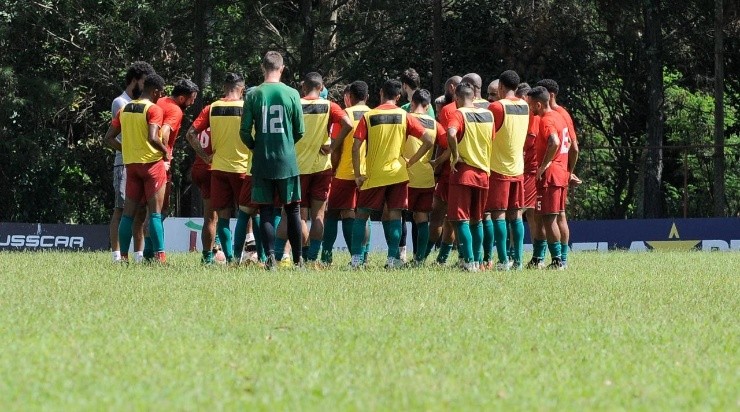 Reprodução / Twitter oficial da Portuguesa: @Lusa_Oficial - Time se prepara para última partida da primeira fase
