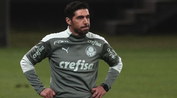 Ettore Chiereguini/AGIF - Abel espera vencer mais um rival na sequência de clássicos do Verdão