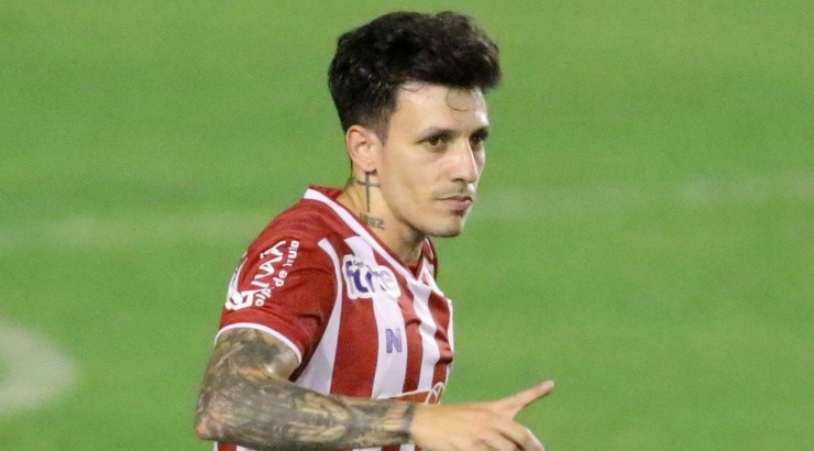 Foto: Marcel Lisboa/AGIF - Jean Carlos deve ser confirmado em breve. Foto: Marcel Lisboa/AGIF - Jean Carlos deve ser confirmado em breve.