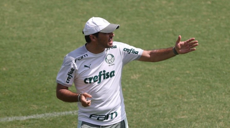 Foto: Cesar Greco/Palmeiras/Divulgação - O treinador segue na mira do futebol europeu