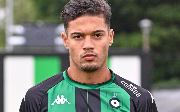 Foto: MB Media/Getty Images/Bélgica - O zagueiro vive boa fase no clube belga