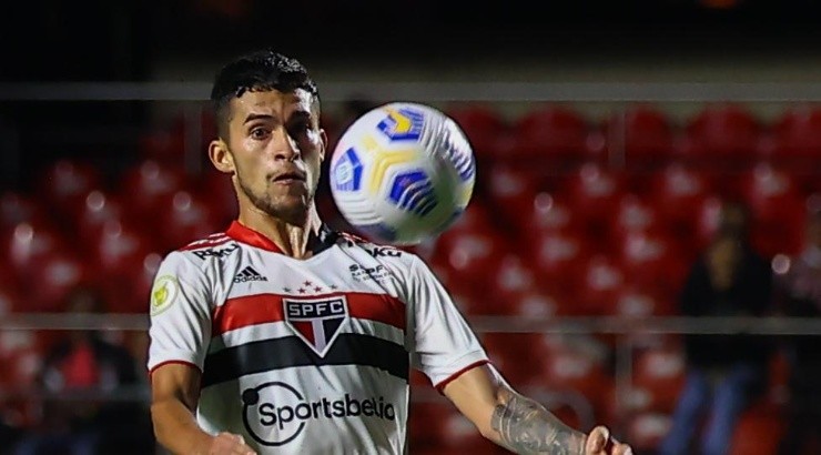 Foto: Marcello Zambrana/AGIF - Nestor vem colecionando boas atuações. Foto: Marcello Zambrana/AGIF - Nestor vem colecionando boas atuações.