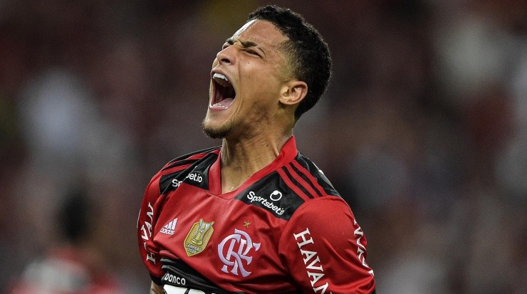 Foto: Thiago Ribeiro/AGIF - João Gomes tem moral com Paulo Sousa.