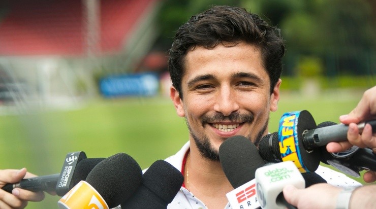 Daniel Vorley/AGIF - Aloísio em visita ao CT do São Paulo Daniel Vorley/AGIF - Aloísio em visita ao CT do São Paulo