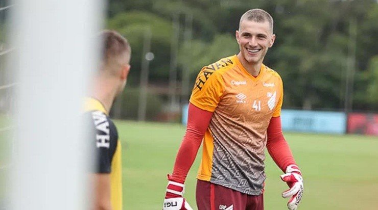  Foto: José Tramontin/Athletico - Bento é o goleiro titular do Furacão
