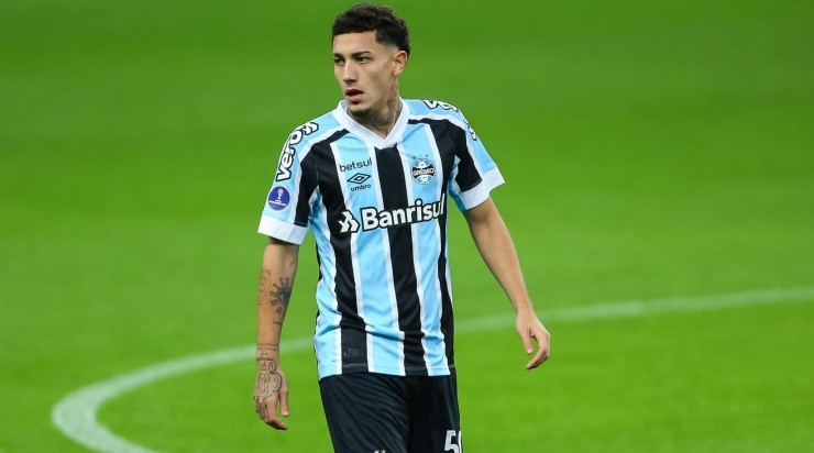 Foto: Pedro H. Tesch/AGIF - Bobsin: na mira do futebol português Foto: Pedro H. Tesch/AGIF - Bobsin: na mira do futebol português