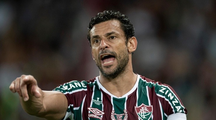 Fred entrou em conflito com Bruno Henrique na reta final do clássico. Foto:Jorge Rodrigues/AGIF